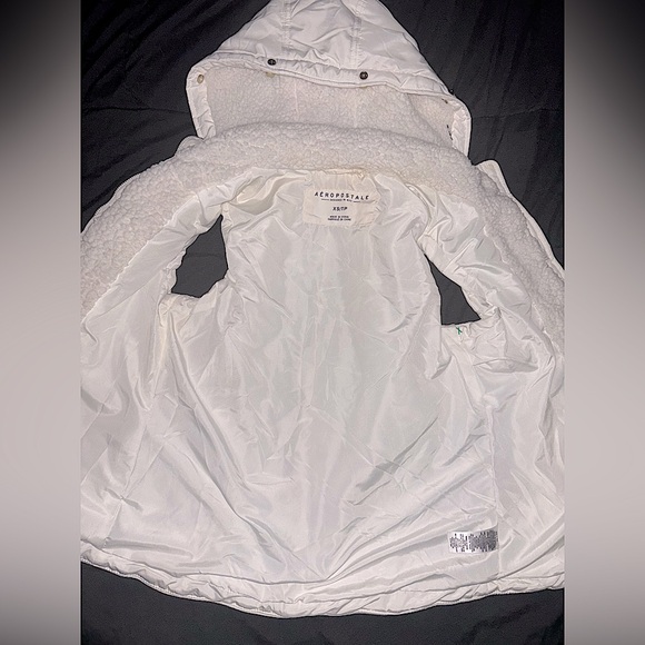 Aeropostal White Hooded Winter/Spring Vest - Picture 5 of 6